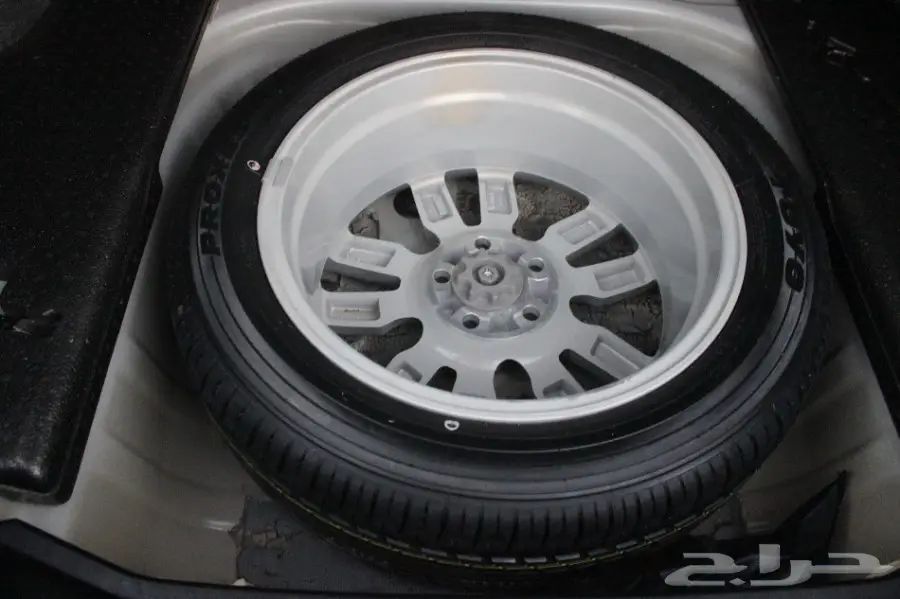 للبيع تايوتا افالون 2014 فل كامل خليجي  (image 23)