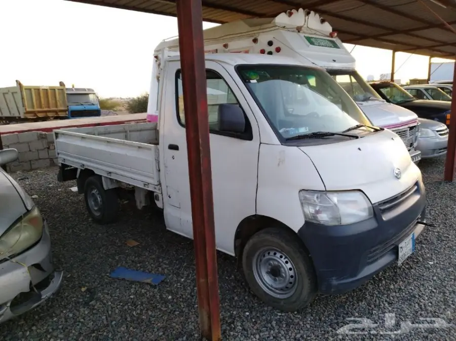 للبيع: مجموعة سيارات مميزة ومولد كهربائي قوي! (image 12)