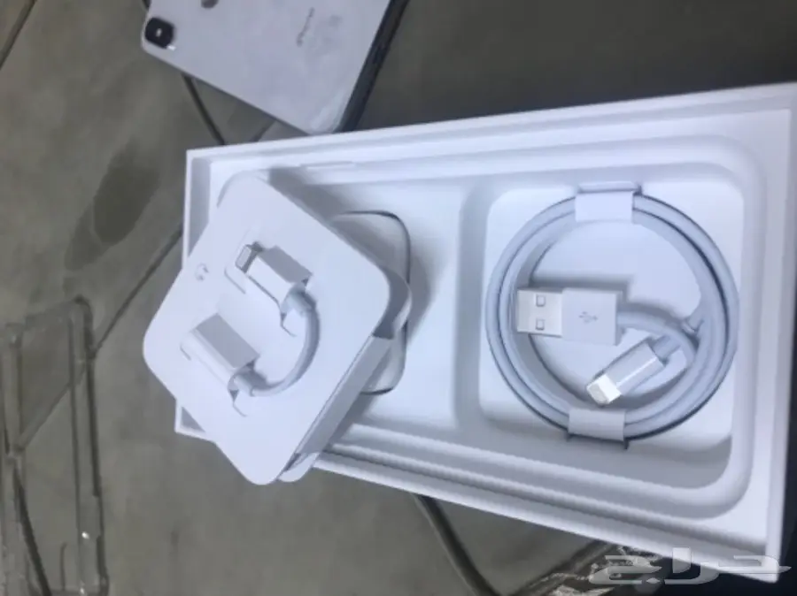 iPhone 10 X Silver 64GB - جديد ومستعمل اليوم فقط! (image 8)