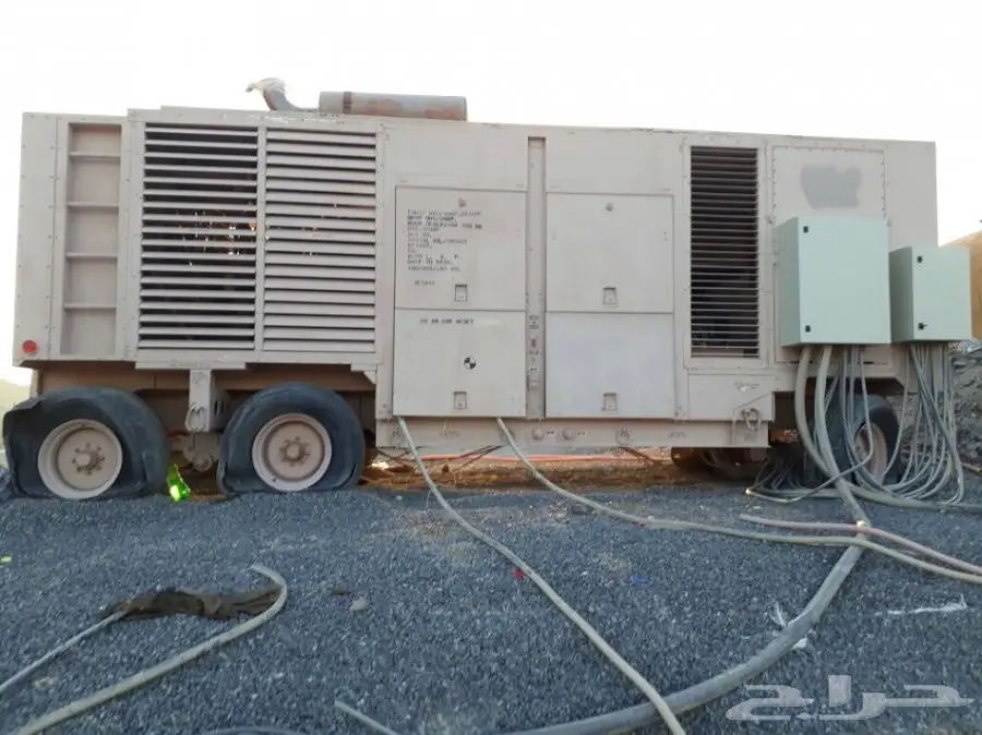 مولد كهرباء نوعه كومنز 1200 كيلو للبيع شغالل  (image 4)