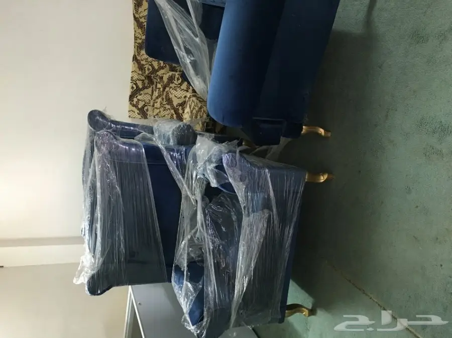 كنب للبيع شبه جديد نظيف جدا  (image 1)