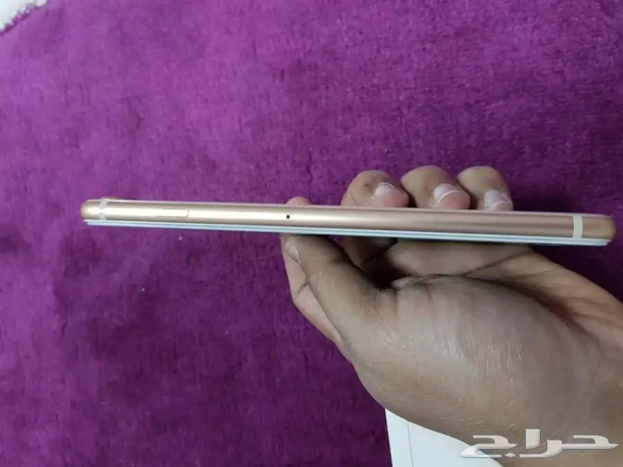 للبيع أيفون 8 بلس ذهبي 256 اخوى الجديد (image 3)