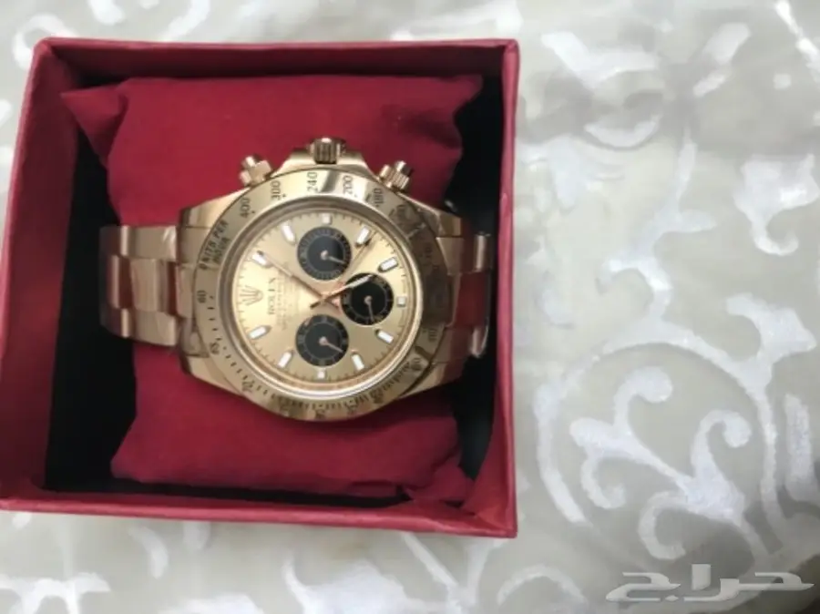 ساعات للبيع