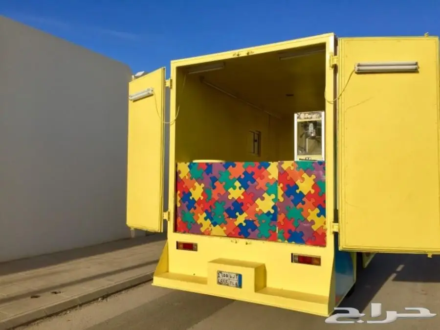 بوفية متنقلة ( سيارة عربة طعام ) للبيع  (image 5)