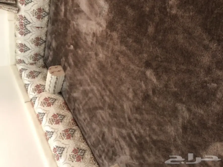 موكيت شبه جديد (image 1)