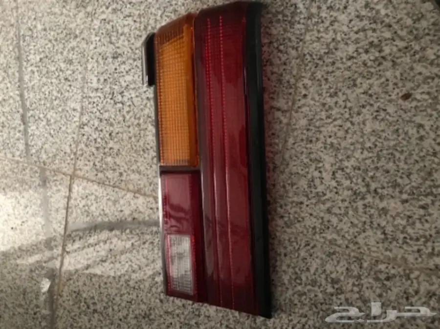 للبيع قطع غيار كرسيدا 81- 82