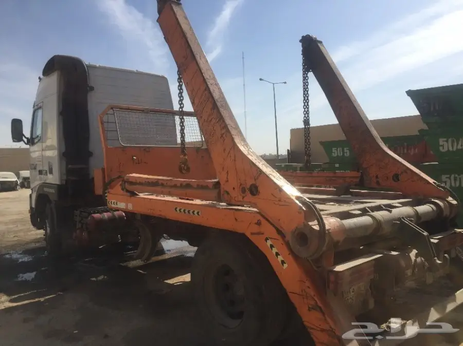 شاحنة فولفو موديل 2001 للبيع  (image 4)