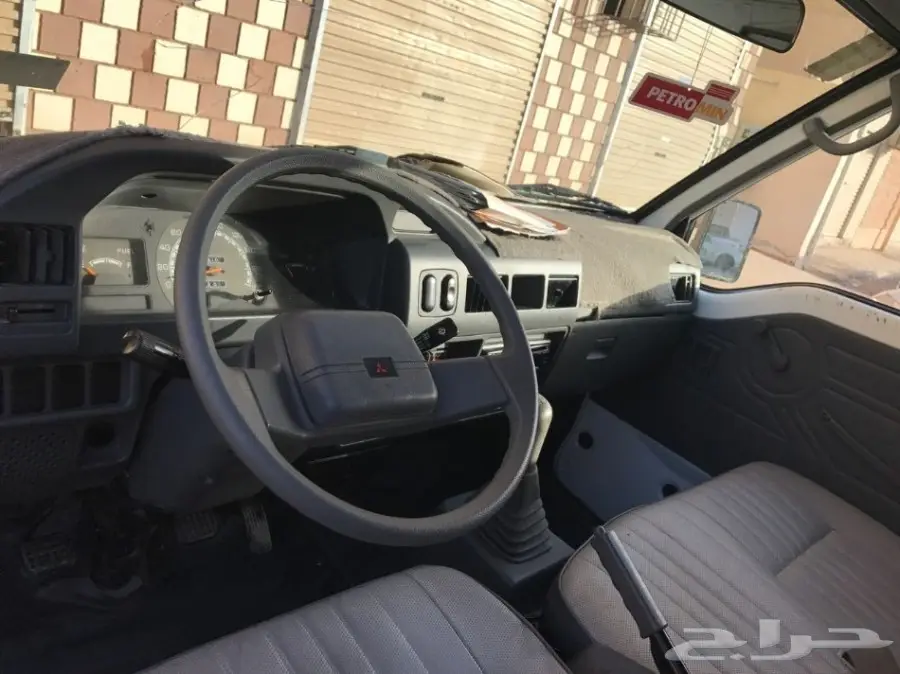 باص فان موديل 2013 بضاعه (image 5)