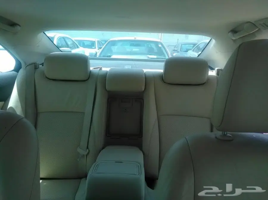 لكزس 2010 احمر es ليميتد للبيع (image 6)