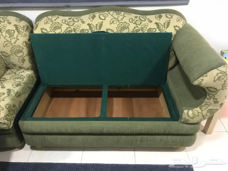 كنب فخم للبيع وسرير (image 1)