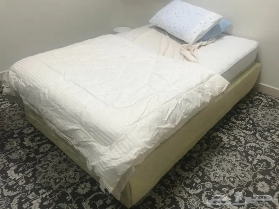 كنب فخم للبيع وسرير (image 6)