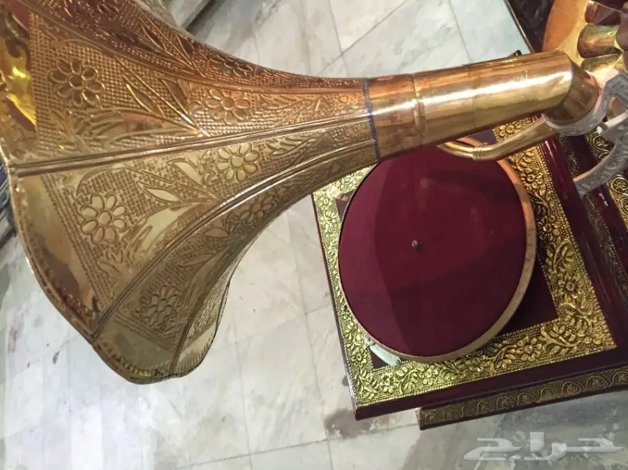 للبيع: تراث ثمين ومتحف شخصي - فرصة لا تُفوّت! (image 1)