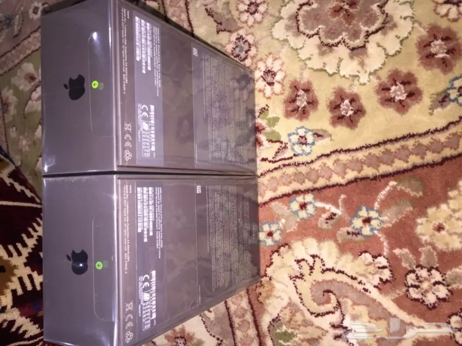 ايفون 8 plus 64 بلس 