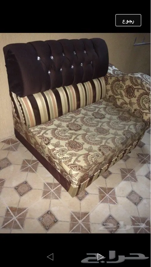 أثاث منزلي عالي الجودة - طاولة طعام وكنب تكاية وحده