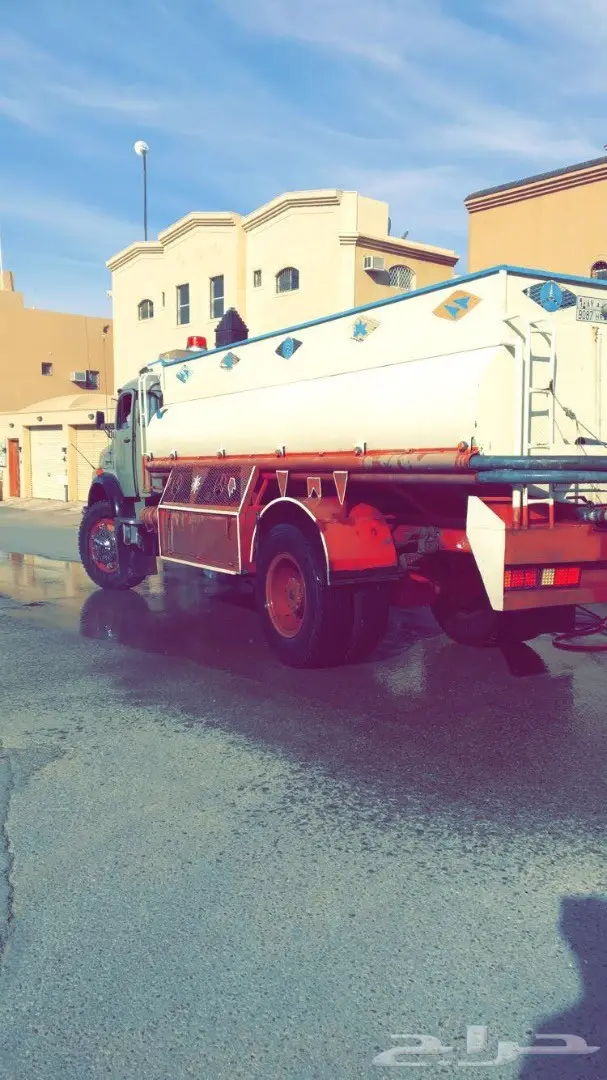وايت عايدي بوز للبيع نظيف 82  (image 1)