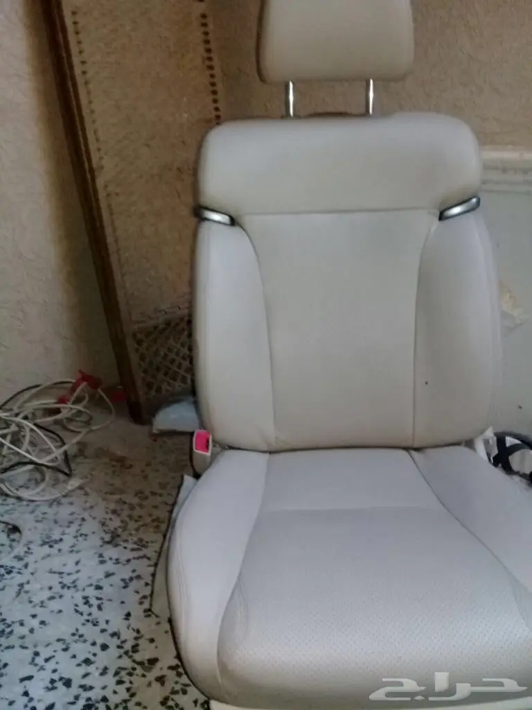 مرتبة لكزس GS (image 1)