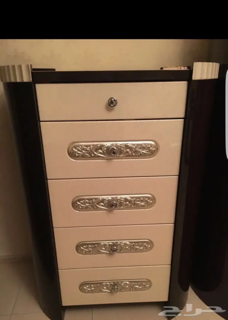 غرفة نوم كاملة شبه جديده استعمال 6 شهور  (image 6)