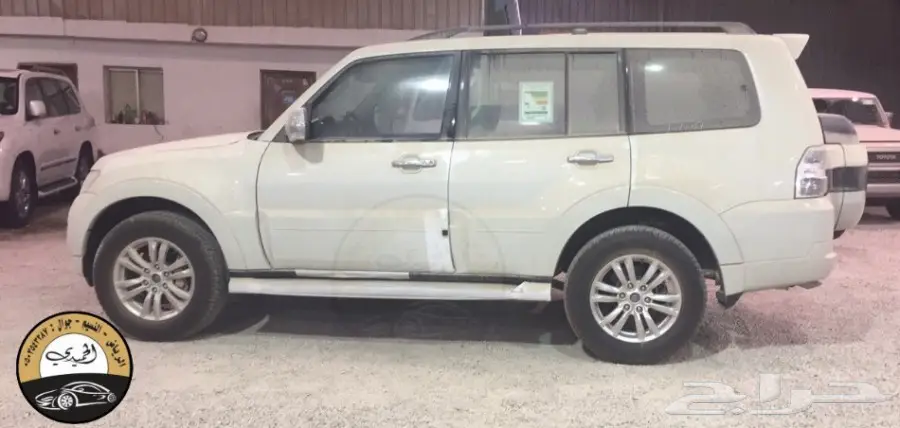 ميتسوبيشي باجيرو 2017 ((97000)) فل كامل 3.8 (image 2)