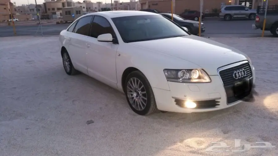 للبيع اودي م 2005 