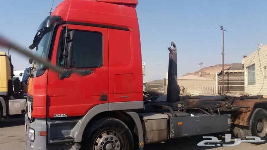 مرسيدس اكتروس مسكس 2005 بونش حاويات (image 3)