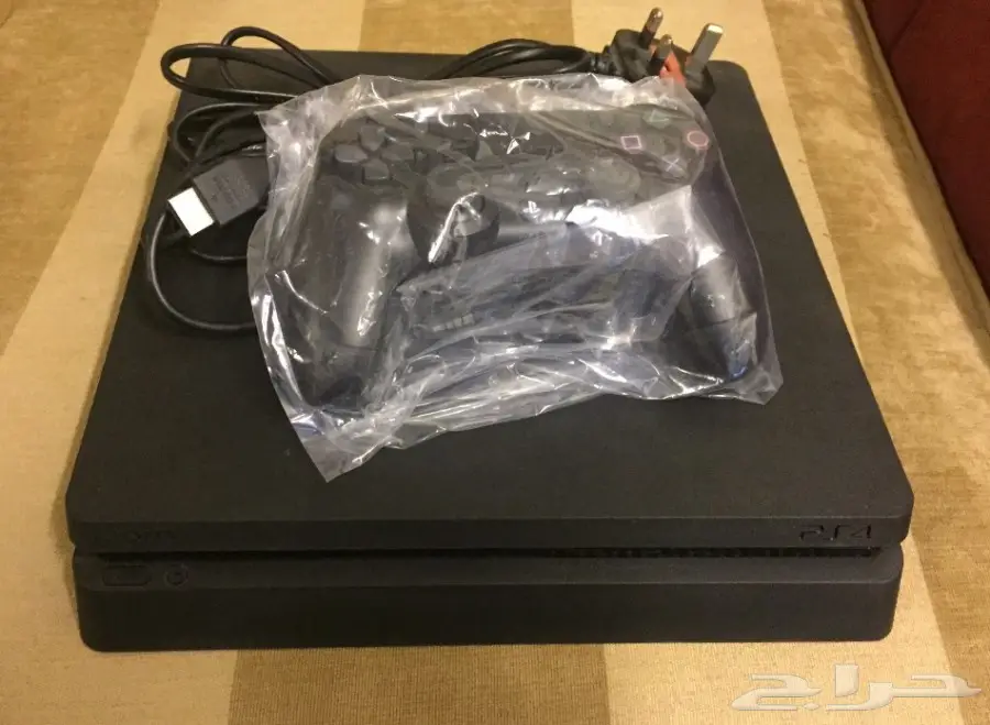 للبيع سوني 4 .. شبه جديد ..1 تيرا ... (image 4)
