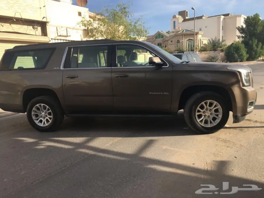 2015 يوكن طويل دبل ماشي 55 ألف (image 21)