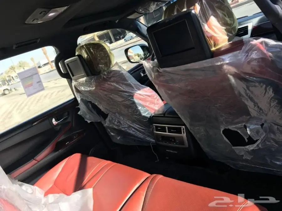 لكزس LX 570 موديل 2015 اسود فل كامل (image 5)