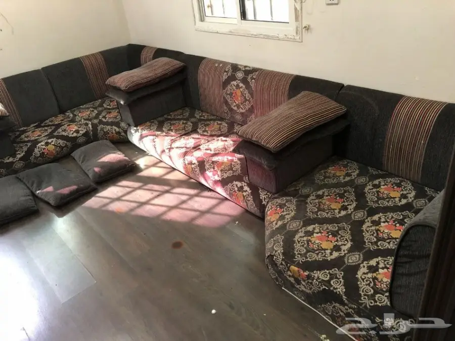 كنبه مجلس عربي مستعمل (image 1)