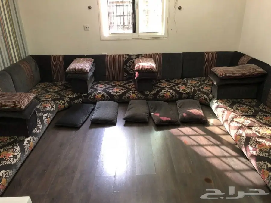 كنبه مجلس عربي مستعمل (image 2)
