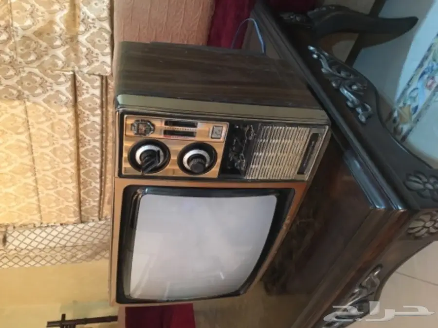 تلفزيون قديم  (image 1)