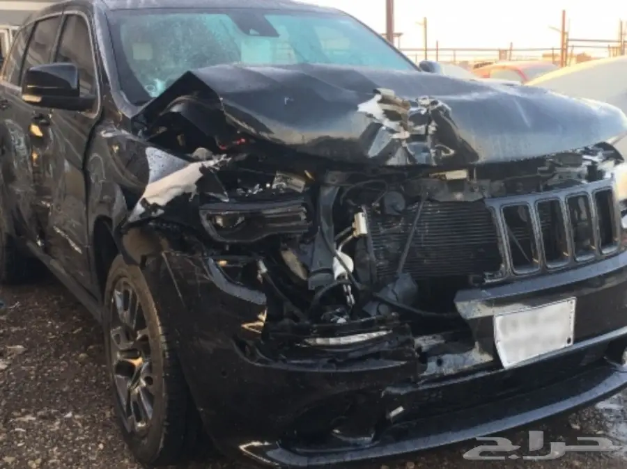 جيب شيروكي SRT 2015 - نسخة بلاك اديشن - فرصة لا تُفوّت! (image 3)