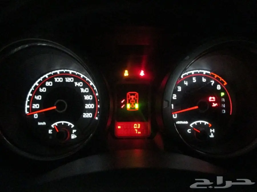   باجيرو 2017 سعودي 3.8 فل كامل علامات ذهبية (image 3)