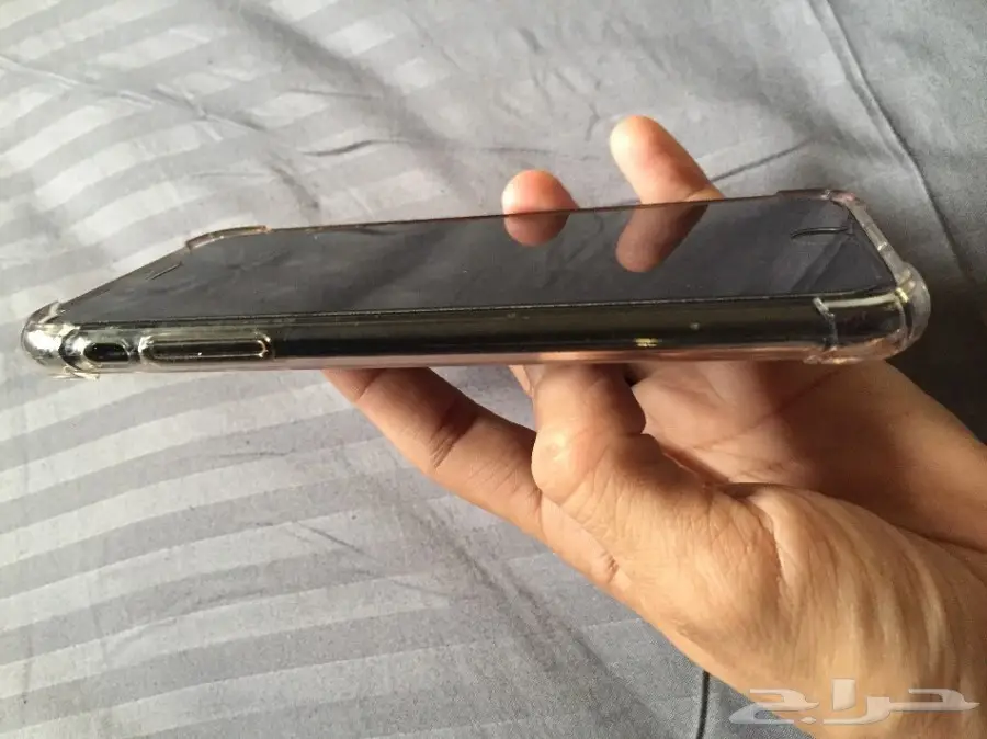 للبيع ايفون 7 بلس 128قيقا اسود لامع (image 12)