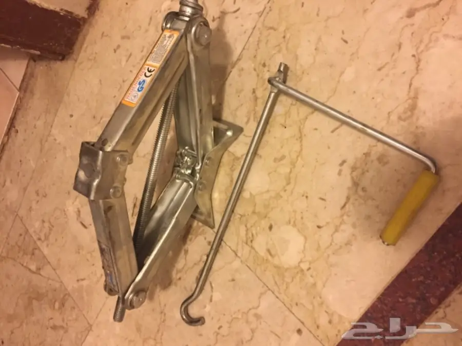 بطاريه جديده وجاك ومفتاح للسياره  (image 1)