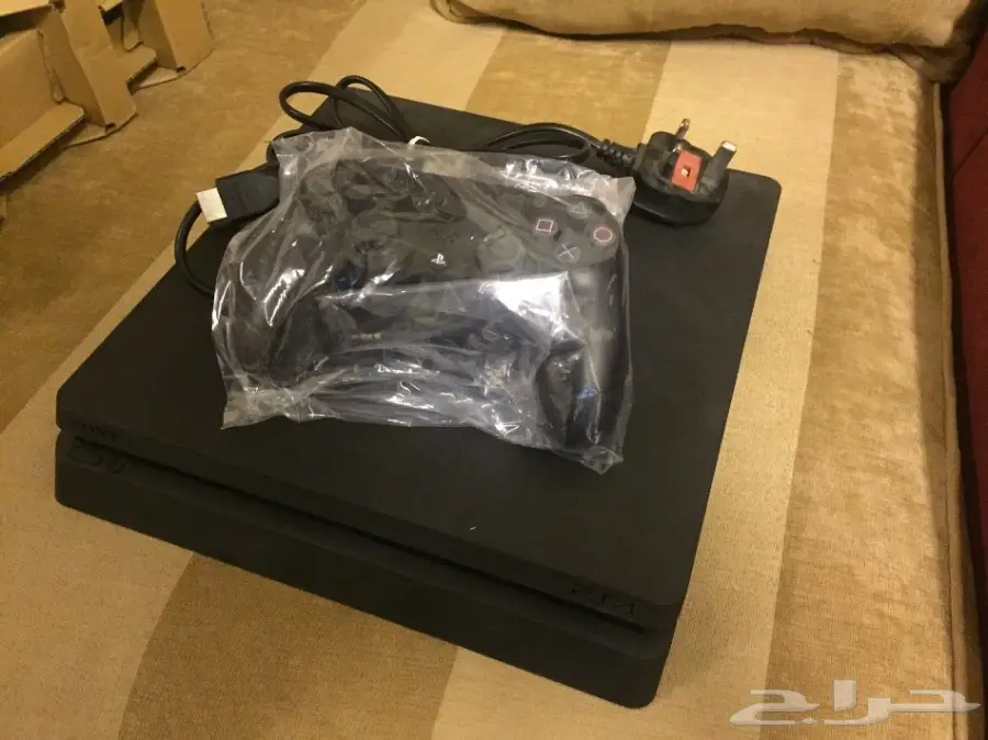 للبيع سوني 4 .. شبه جديد ..1 تيرا ... (image 3)