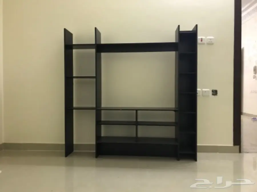 دولاب تلفزيون ومكتب زاويه 