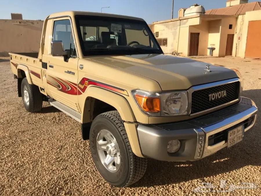 للبيع شاص 2015 رفارف شبه اصفار  (image 5)