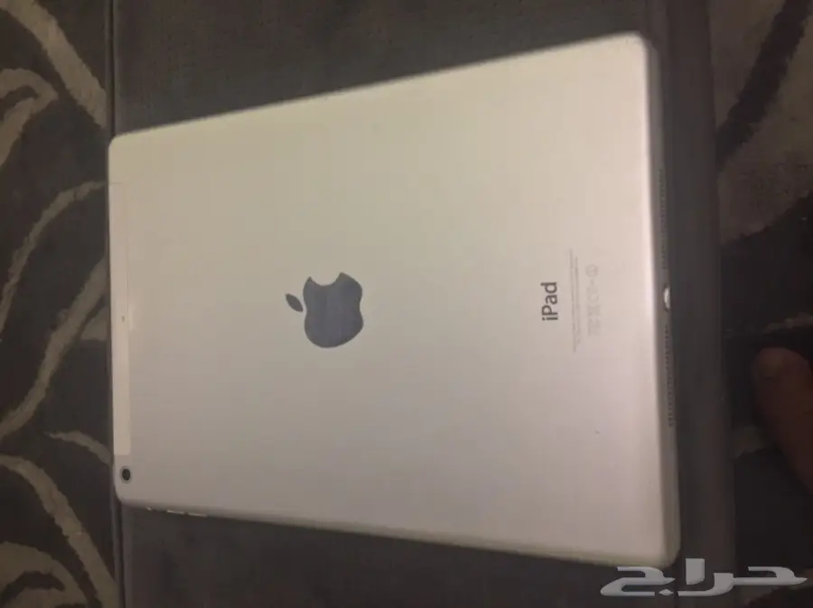 ايباد أير 1 4G (image 1)