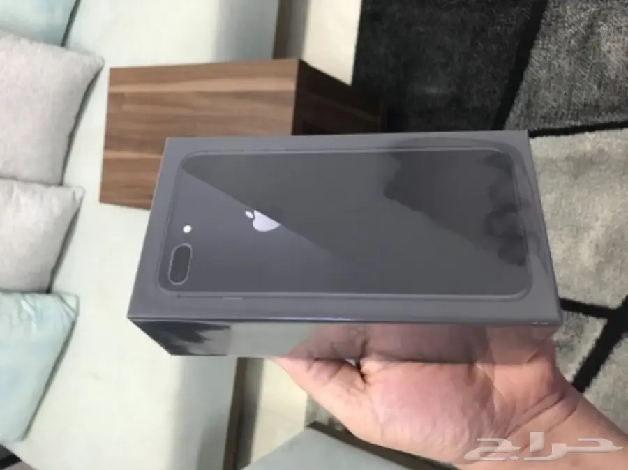 ايفون 8 بلس 256 جديد اسود بتغليفته موبايلي 