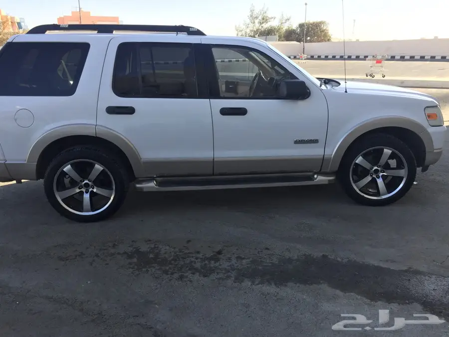 جنواط مع كفرات مقاس 245 50 20 (image 2)