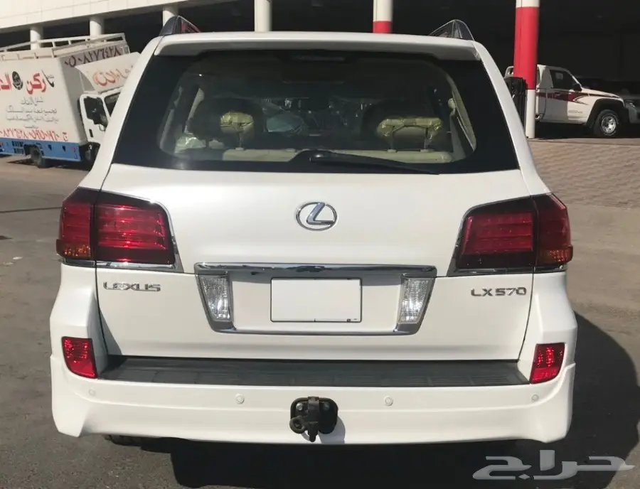 لكزس LX 570 موديل 2010 فل كامل (image 4)