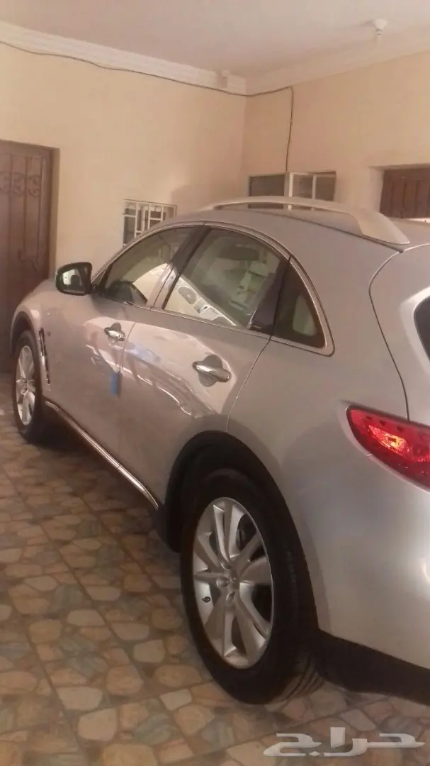 للبيع انفنتي QX70 موديل 2017 (image 1)