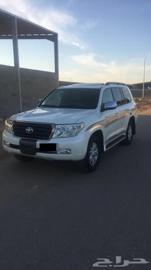 للبيع لندكروزر GXR فل كامل 2008 (image 1)