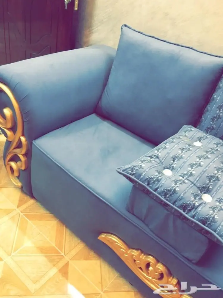 كنب مجلس فاخر جدا للبيع (image 5)