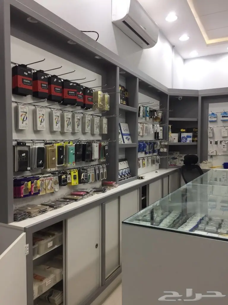 ديكور محل جوالات 