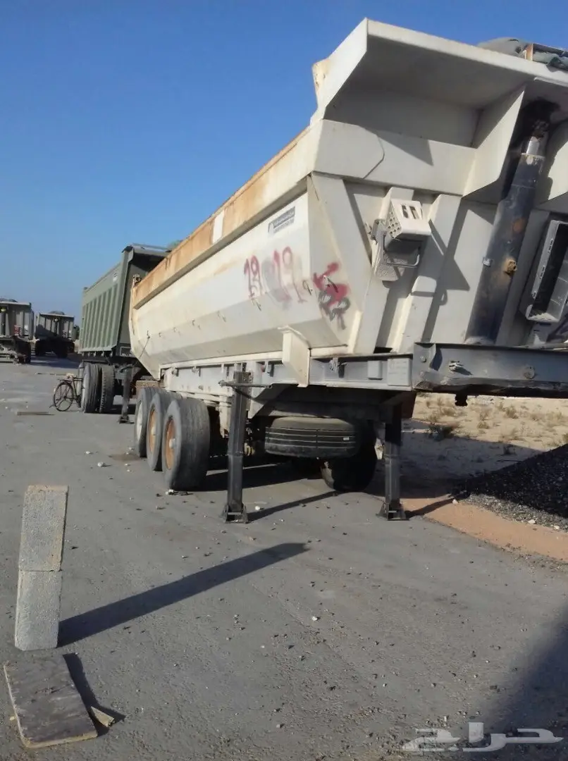 صندوق قلاب للبيع (image 1)