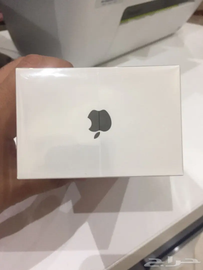 ايفون x حجم 64 رمادي بالكرتون جديد