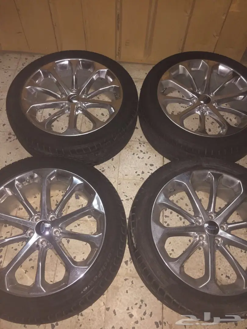 جنوط تورس مقاس 20 مع الكفرات  (image 1)