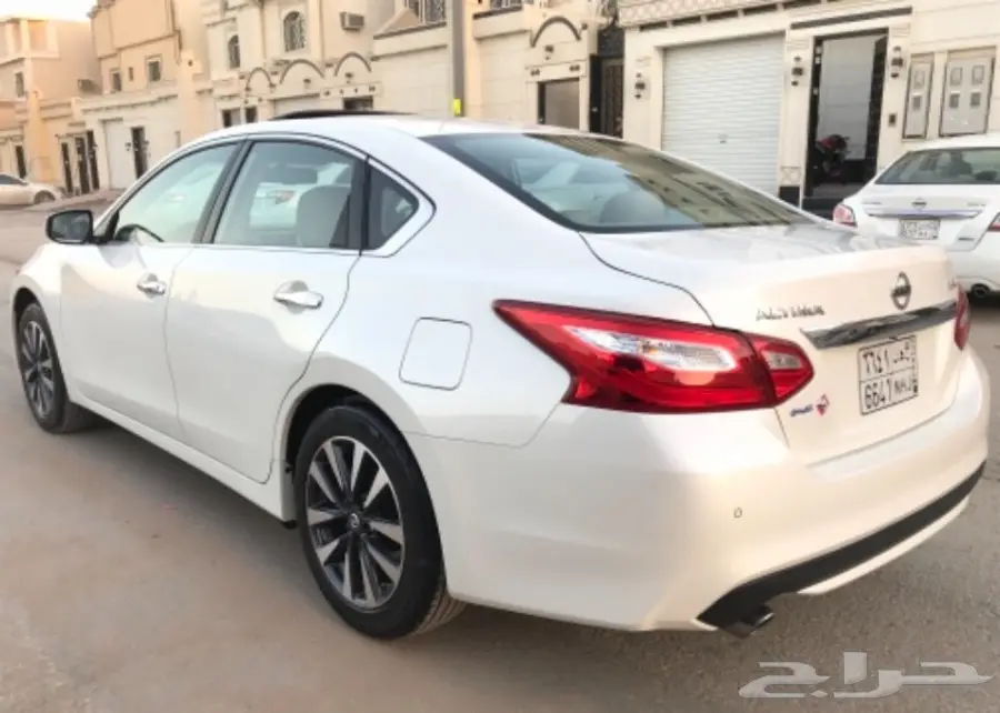 للبيع التيما 2017 فول كامل  (image 5)