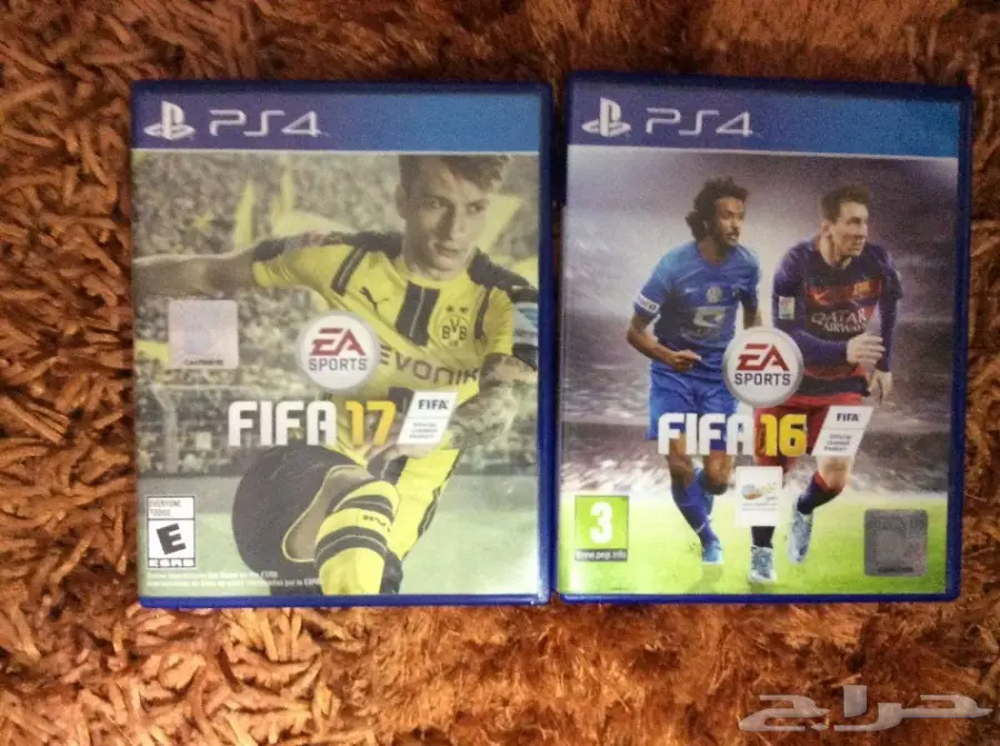 للبيع شريطين بلاستيشن